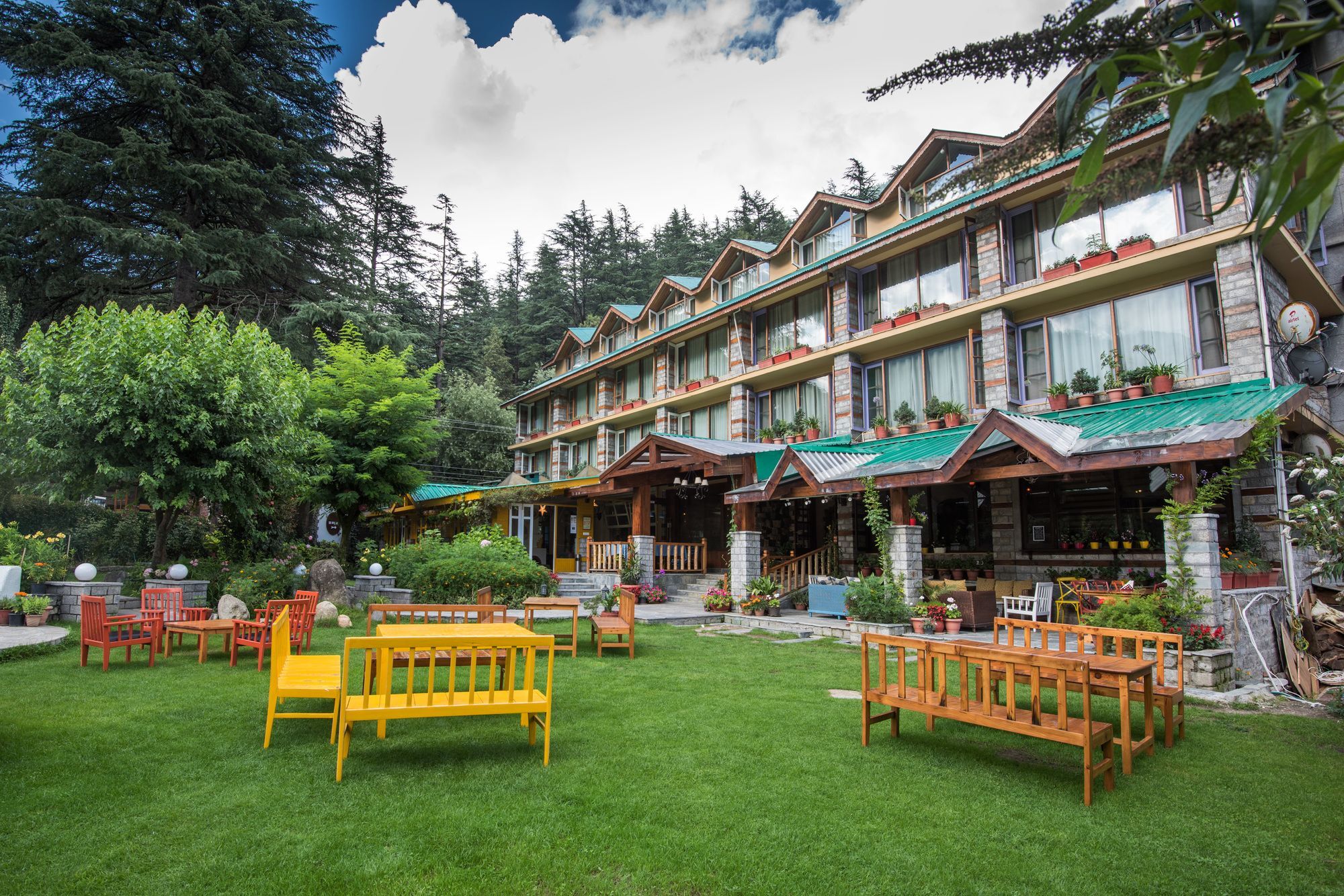 מנאלי Johnson Lodge & Spa מראה חיצוני תמונה